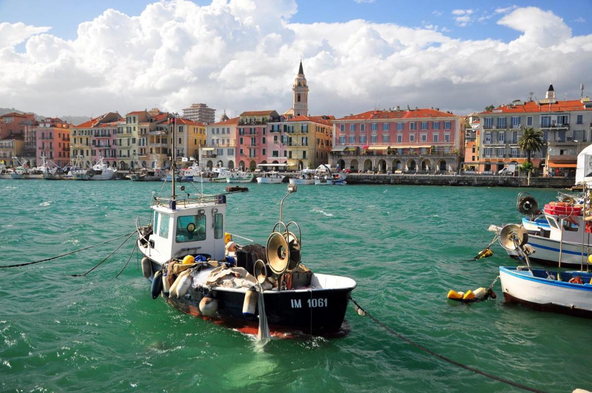 Diano San Pietro Un Posto Al Sole 빌라 외부 사진