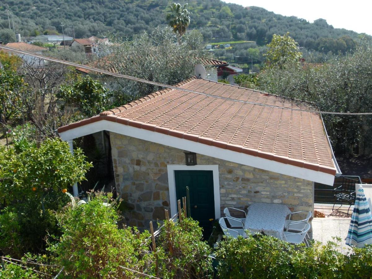 Diano San Pietro Un Posto Al Sole 빌라 외부 사진